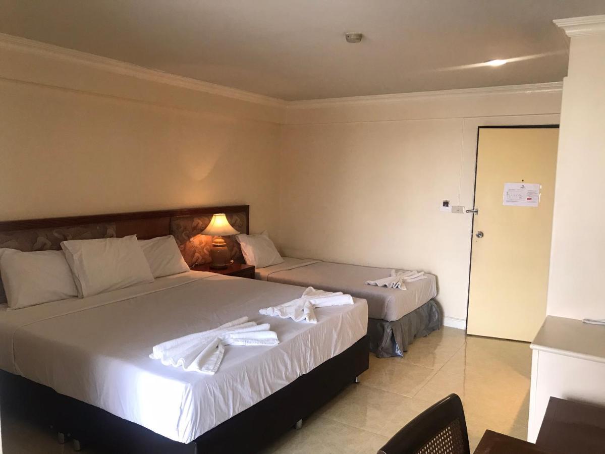 Jumbotel Hotel Bangkok Extérieur photo