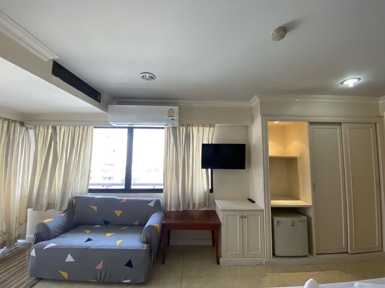 Jumbotel Hotel Bangkok Extérieur photo